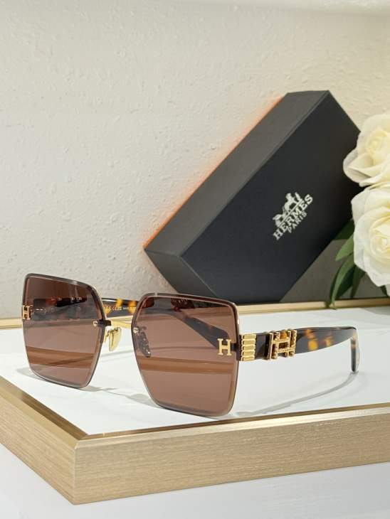 Picture of Hermes Sunglasses _SKUfw74525633fw
